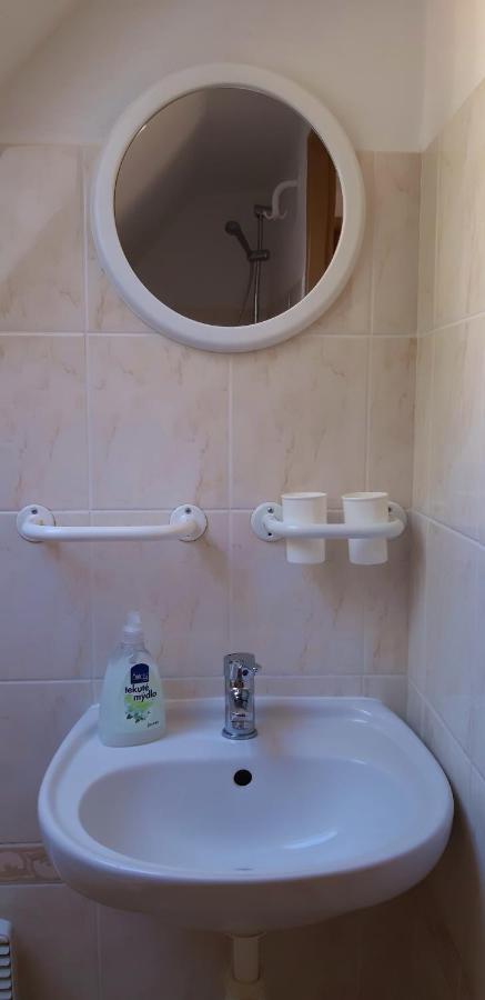 Chalupa U Studanky Adršpach Buitenkant foto